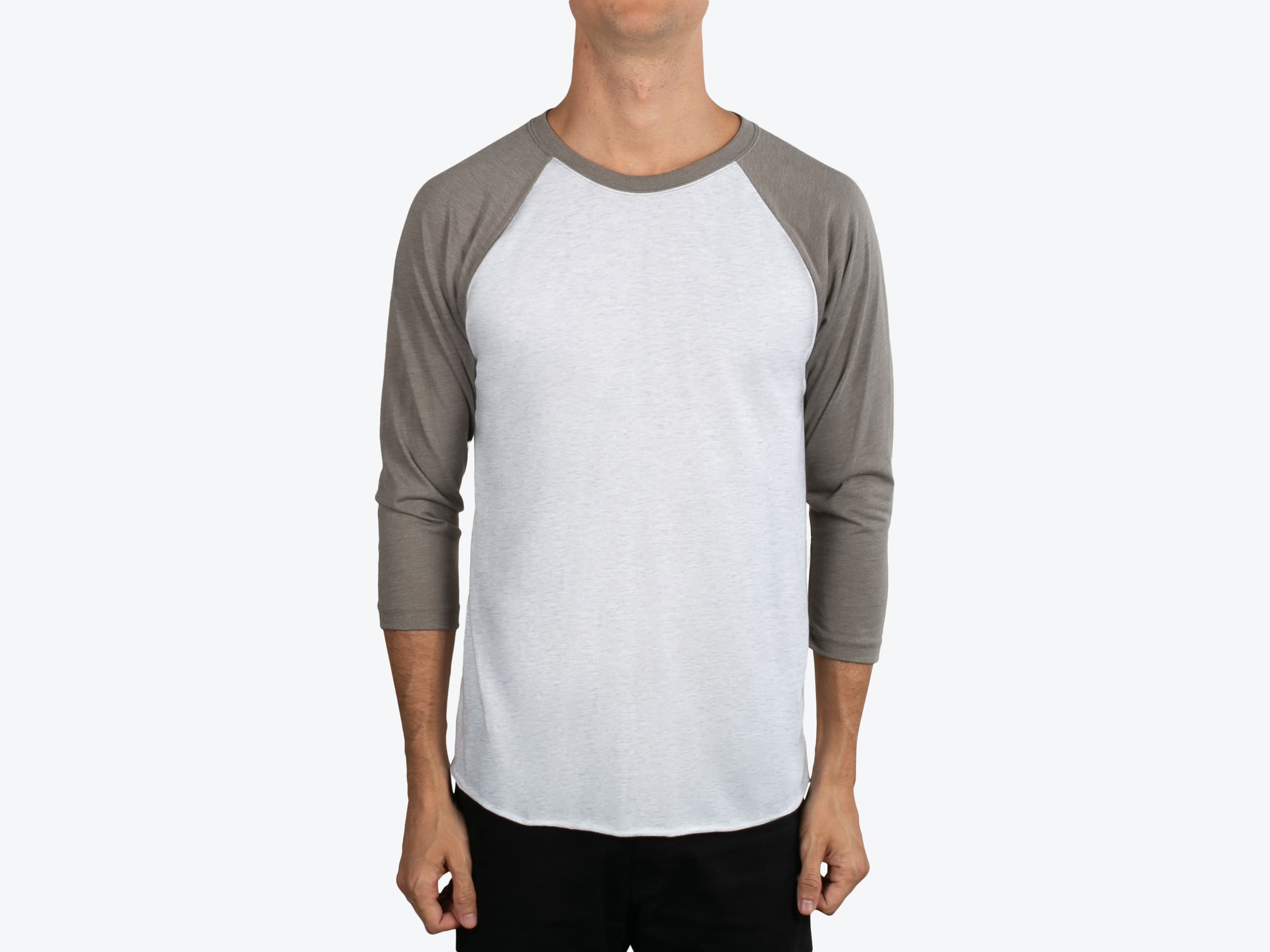 Next Level Apparel 6051 Tri-Blend Unisex 3/4 Raglan in Venetian Grey/Heather White (model:male, size:medium, view:front)